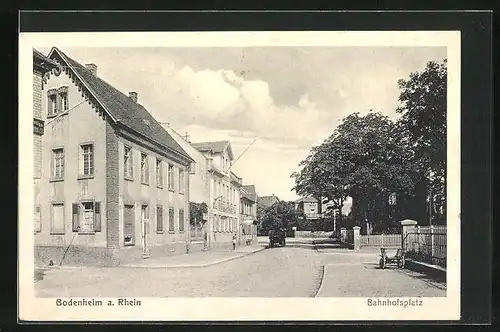 AK Bodenheim /Rhein, Strassenpartie am Bahnhofplatz