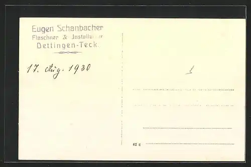 AK Dettingen unter Teck, Bahnhofstrasse mit Bahnhof-Restaurant, Teckturm, Totalansicht