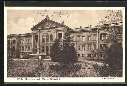 AK Wald Sieversdorf /Märk. Schweiz, Sanatorium mit Garten