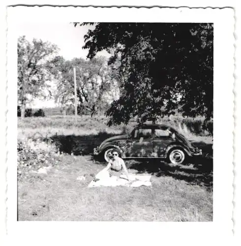 3 Fotografien Auto VW Käfer, Ovali Volkswagen mit Schlafaugen & Weisswandreifen 1957 /58