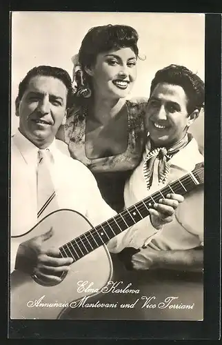 AK Musiker Vico Torriani mit Elma Karlowa und Annunzio Mantovani in Gitarren der Liebe