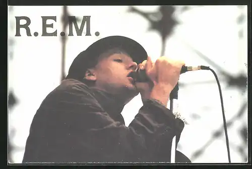 AK Sänger der Musikgruppe R. E. M. bei einem Auftritt