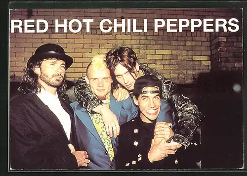 AK Mitglieder der Musikgruppe Red Hot Chili Peppers machen Grimassen vor der Kamera