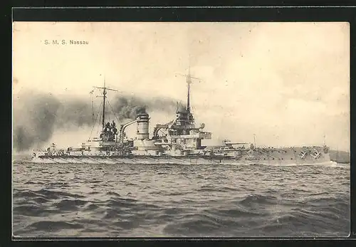 AK Kriegsschiff S. M. S. Nassau auf hoher See