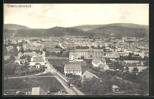 AK Oberleutensdorf / Litvinov, Panorama mit Strassenblick