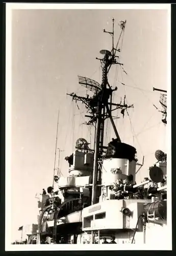 Fotografie Kriegsschiff Zerstörer Kennung D 180 der Bundesmarine