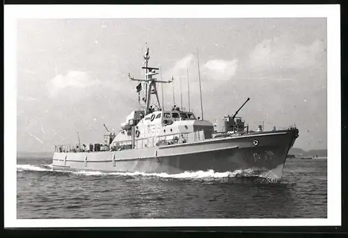 Fotografie Kriegsschiff Minensuchboot Pegasus Kennung M 1256 der Bundesmarine