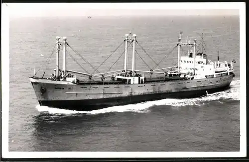 Fotografie Frachtschiff Ramona fährt unter Fahne von Norwegen