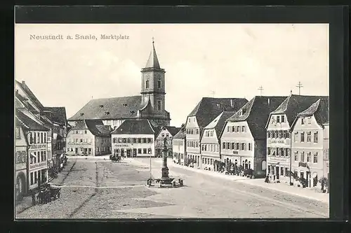 AK Neustadt a. Saale, Marktplatz mit Geschäften
