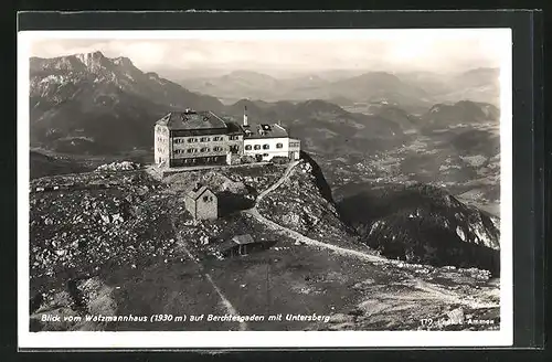 AK Berchtesgaden, Blick vom Watzmannhaus auf den Ort mit Untersberg