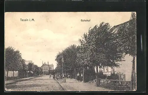 AK Tessin, Strasse zum Bahnhof