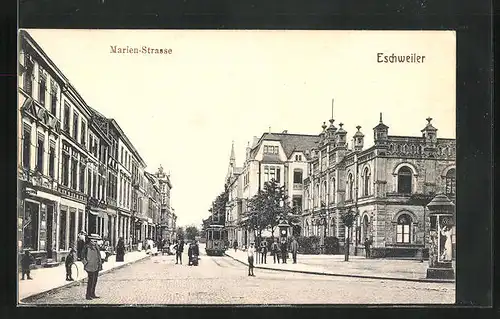 AK Eschweiler, Marien-Strasse mit Geschäft und Litfasssäule, Strassenbahn