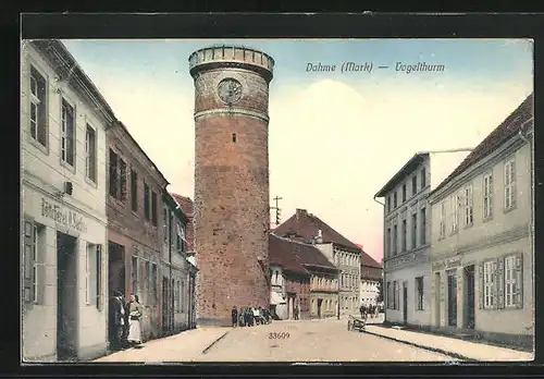 AK Dahme /Mark, Jüterboger Strasse mit Bäckkerei O. Sachse und Vogelturm