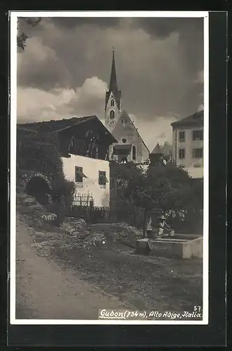 AK Gudon, Ortspartie in Alto Adige, Brunnen