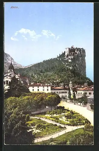 AK Arco, Ortspartie mit Blick zur Burg