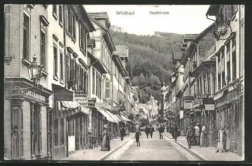 AK Wildbad, Geschäfte und Passanten an der Hauptstrasse