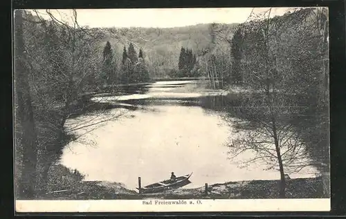 AK Bad Freienwalde, Ruderboot auf See