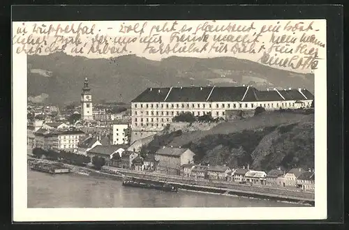 AK Linz a. D., Schlosskaserne mit Fluss