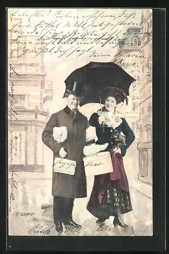 Künstler-AK sign. E. Ernst: Mann und Frau stehen glücklich unter Regenschirm