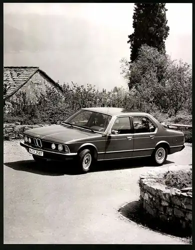 Fotografie Auto BMW 733i E23, Limousine mit Kfz-Kennzeichen München