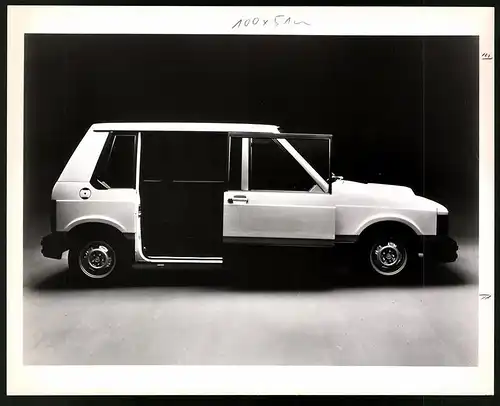 Fotografie Auto Volvo Prototype, The Taxi Project 1976, Grossformat 25 x 20cm