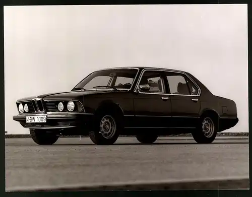 Fotografie Auto BMW 733i E23, Limousine mit Kfz-Kennzeichen München