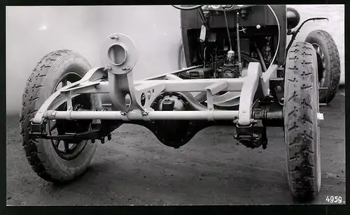Archiv-Fotografie Auto Mercedes Benz 8 /38, Detail der Hinterachse