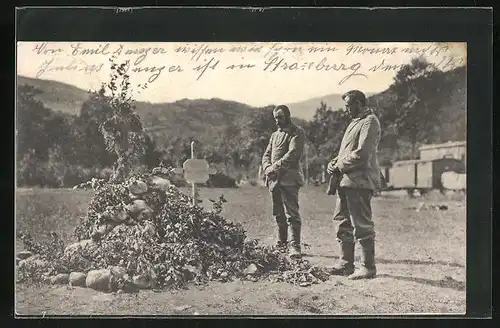 AK Soldaten an Bayerngrab, Kriegsgräber