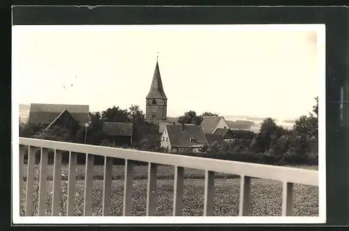 Foto-AK Harsdorf, Ortspartie mit Kirche