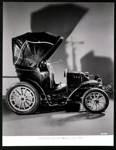 Archiv-Fotografie Auto PD Paul Daimler wagen von 1900 mit Verdeck