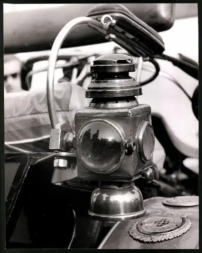 Archiv-Fotografie Auto - Automobil-Detail, Lampe - Laterne - Scheinwerfer, Grossformat 28 x 22cm