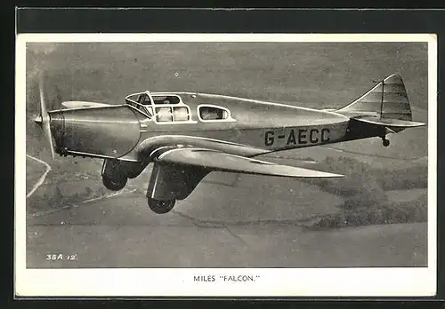 AK Miles Falcon, Flugzeug G-AECC hoch in der Luft