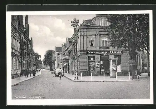 AK Genthin, Poststrasse mit Naverma-Haus
