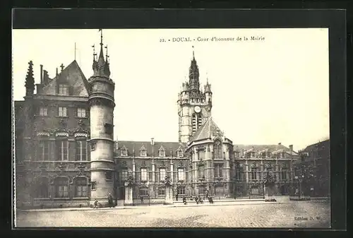 AK Douai, Cour d`honneur de la Mairie