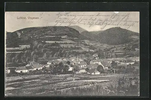 AK Lubine /Vogesen, Ortsansicht mit Gebirge