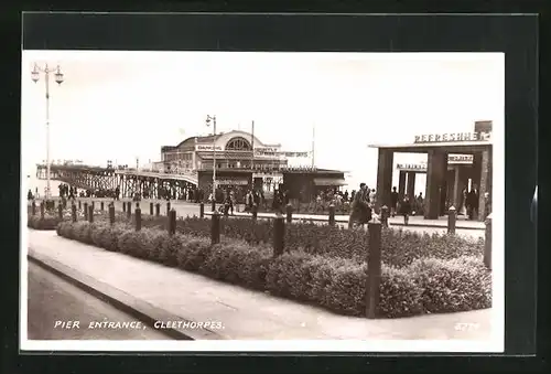 AK Cleethorpes, Pier Entrance