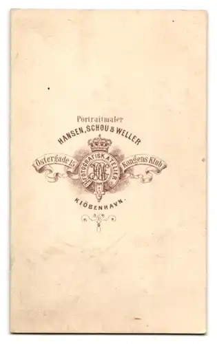 Fotografie Hansen - Schou & Weller, Kiöbenhavn, Östergade 15, Dänischer Knabe wohl gekleidet