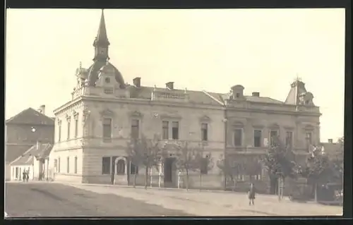 AK Blovice, Radnice a soudni budova