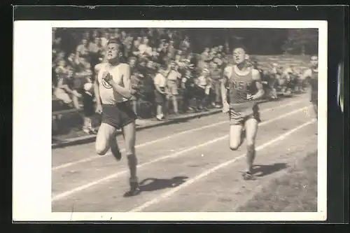 Foto-AK Jung Bunzlau / Mlada Boleslav, Leichtathletik Sprint mit Publikum