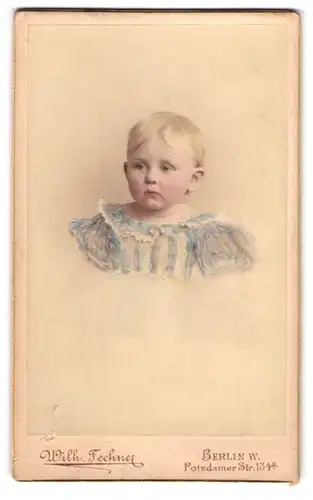 Fotografie Wilh. Fechner, Berlin, Potsdamer Strasse 134, Hildegart Wolff geb. 4. Januar 1896 im Kleinkindalter