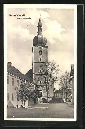 AK Konnersreuth, Arzbergerstrasse mit Kirche