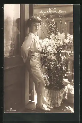 AK SKH Prinz Albrecht von Bayern in seidenen Kleidern