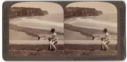 Stereo-Fotografie Underwood & Underwood, New York, Ansicht Basse Pointe / Martinique, Asche des Montagne Pelee am Meer