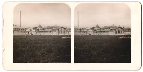 Stereo-Fotografie unbekannter Fotograf, Ansicht Russland, Gebäudeansicht mit Industrie-Schornstein
