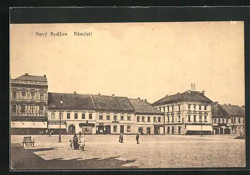 AK Novy Bydzov, Namesti