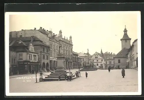 AK Nová Paka, Namesti, Denkmal