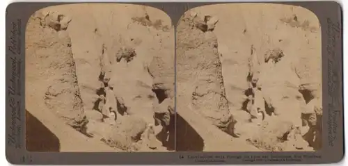 Stereo-Fotografie Underwood & Underwood, New York, Ansicht Red Mountain Crater / Arizona, Lava Gesteinsformation