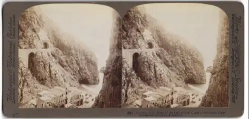 Stereo-Fotografie Underwood & Underwood, New York, Ansicht Santa Maria, Kloster an einer Steilküste in Süd-Italien