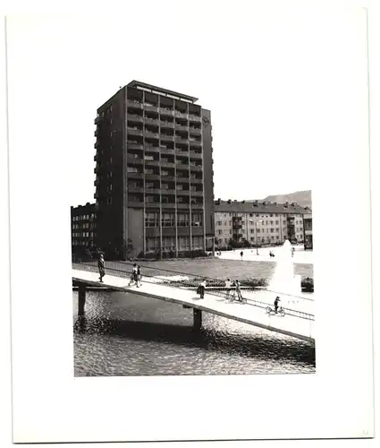 12 Fotografien Ansicht Jena, Herausgeber PGH Film & Bild Berlin, Foto Henschel, Das Leben im Sozialismus-DDR