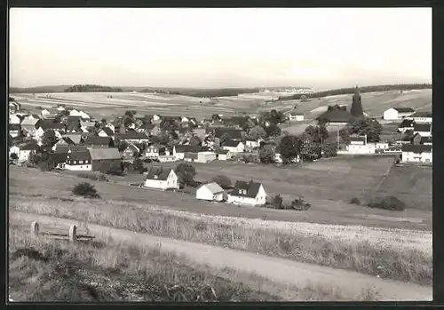 AK Buchbach /Frankenwald, Gesamtansicht mit der Laurentiuskirche